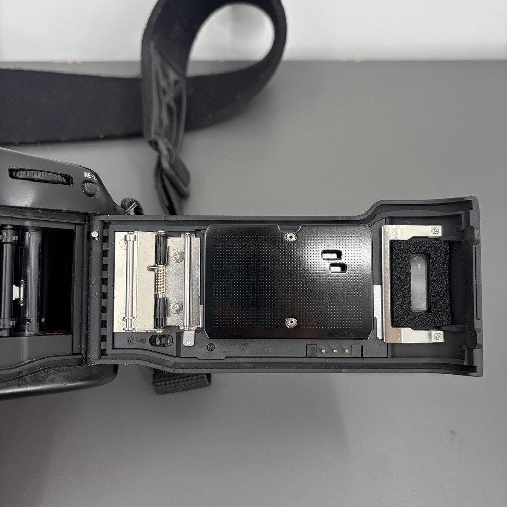 [NIKON] N70 AF 35mm Film SLR Camera Body Only Tested W/‎ 2X New Films - Picture 7 of 10